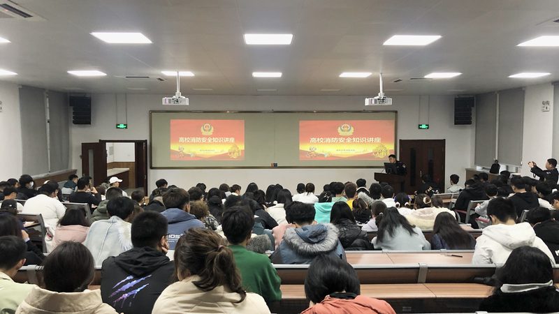 小标题：二战考生英语作文痛点分析